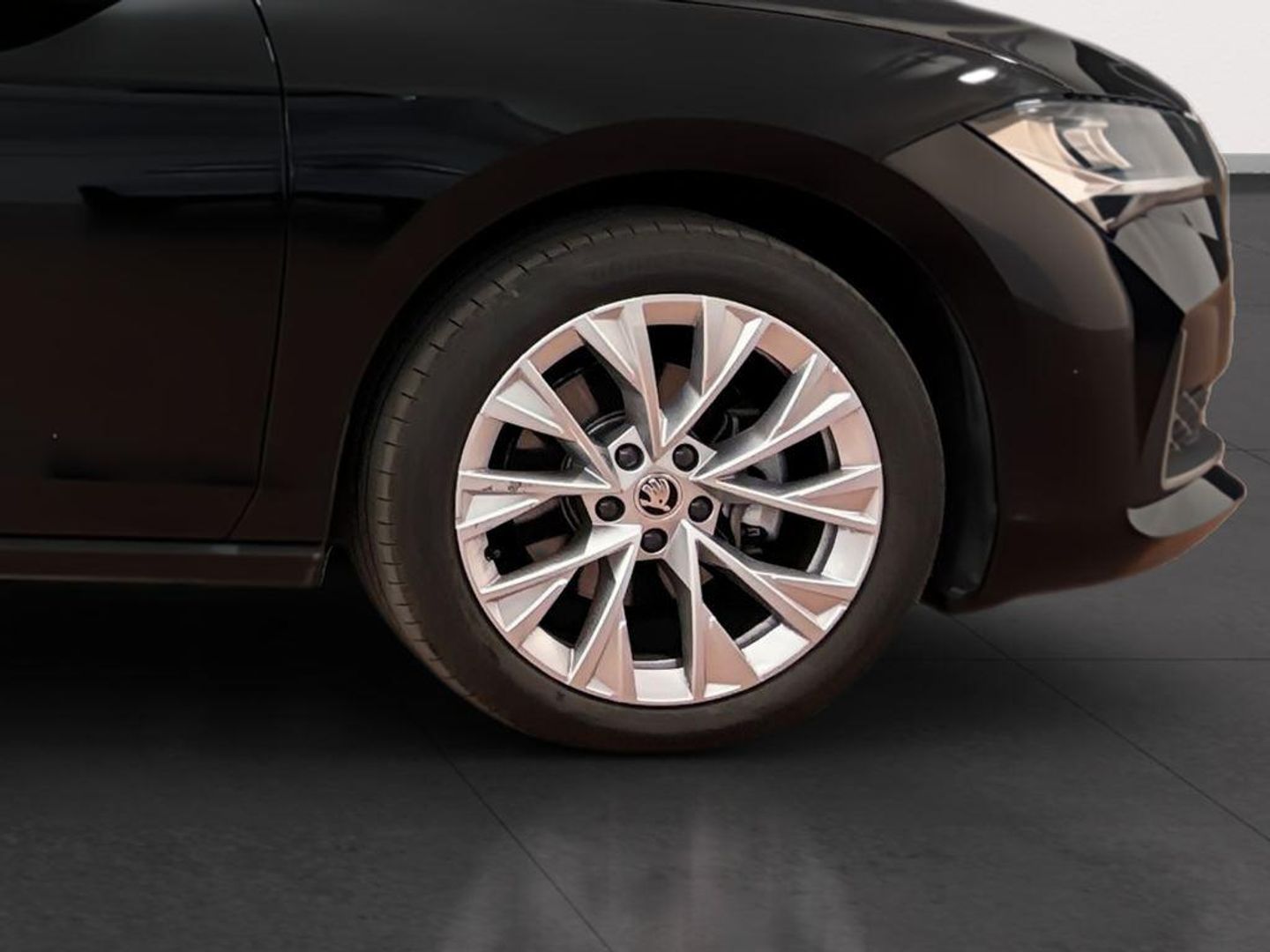 Skoda Superb Combi 1.5 TSI m-HEV Selection DSG 110 kW (150 CV)