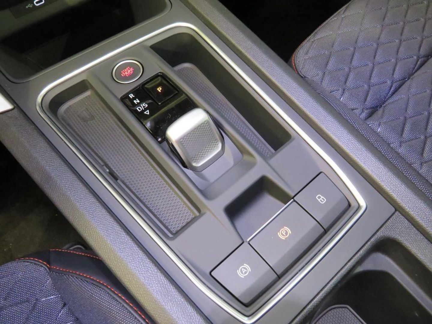 SEAT León 1.5 eTSI S&S FR Special Edition Vision DSG 110 kW (150 CV)