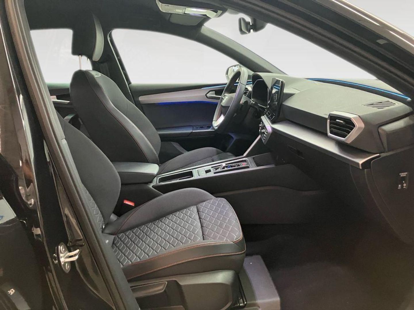 SEAT León 1.5 eTSI S&S FR Special Edition Vision DSG 110 kW (150 CV)