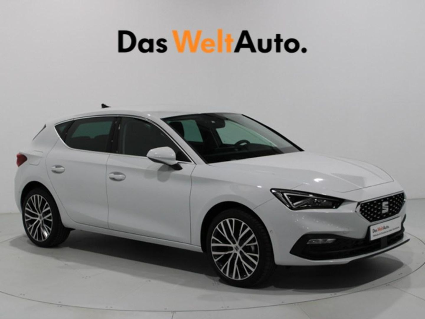 SEAT León 1.5 TSI S&S Xcellence Go L 96 kW (130 CV) Blanco Compact