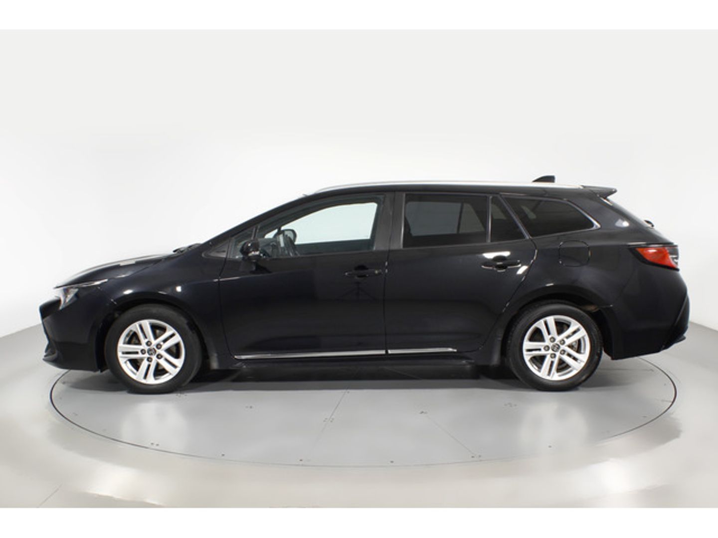 Toyota Corolla Touring Sports 125H Active Tech E-CVT 90 kW (122 CV)