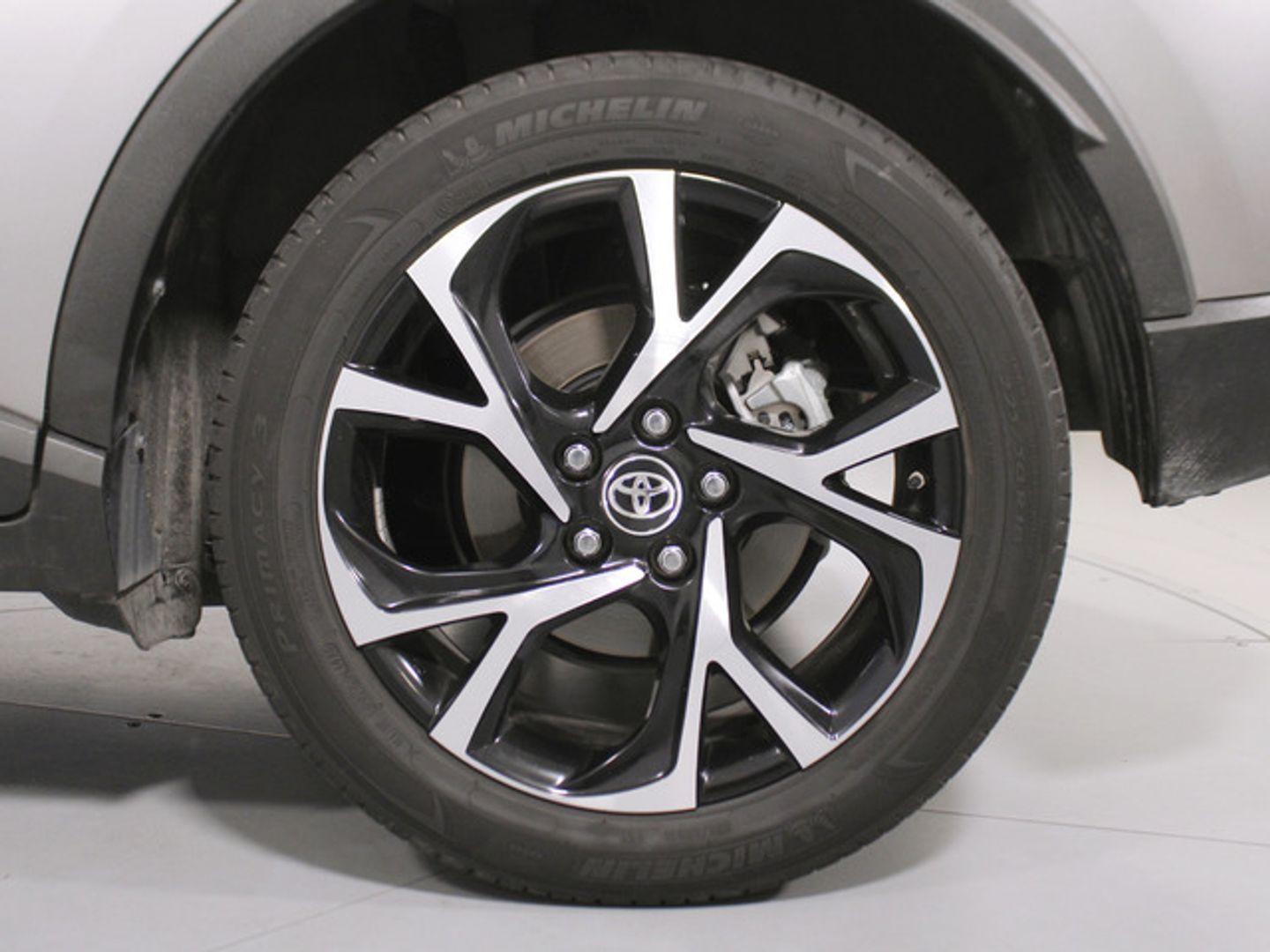 Toyota C-HR 1.8 125H Advance 90 kW (122 CV)
