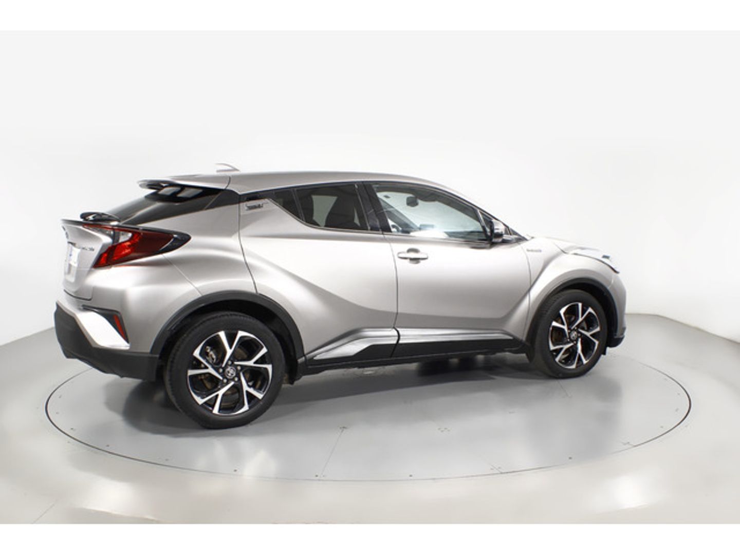 Toyota C-HR 1.8 125H Advance 90 kW (122 CV)