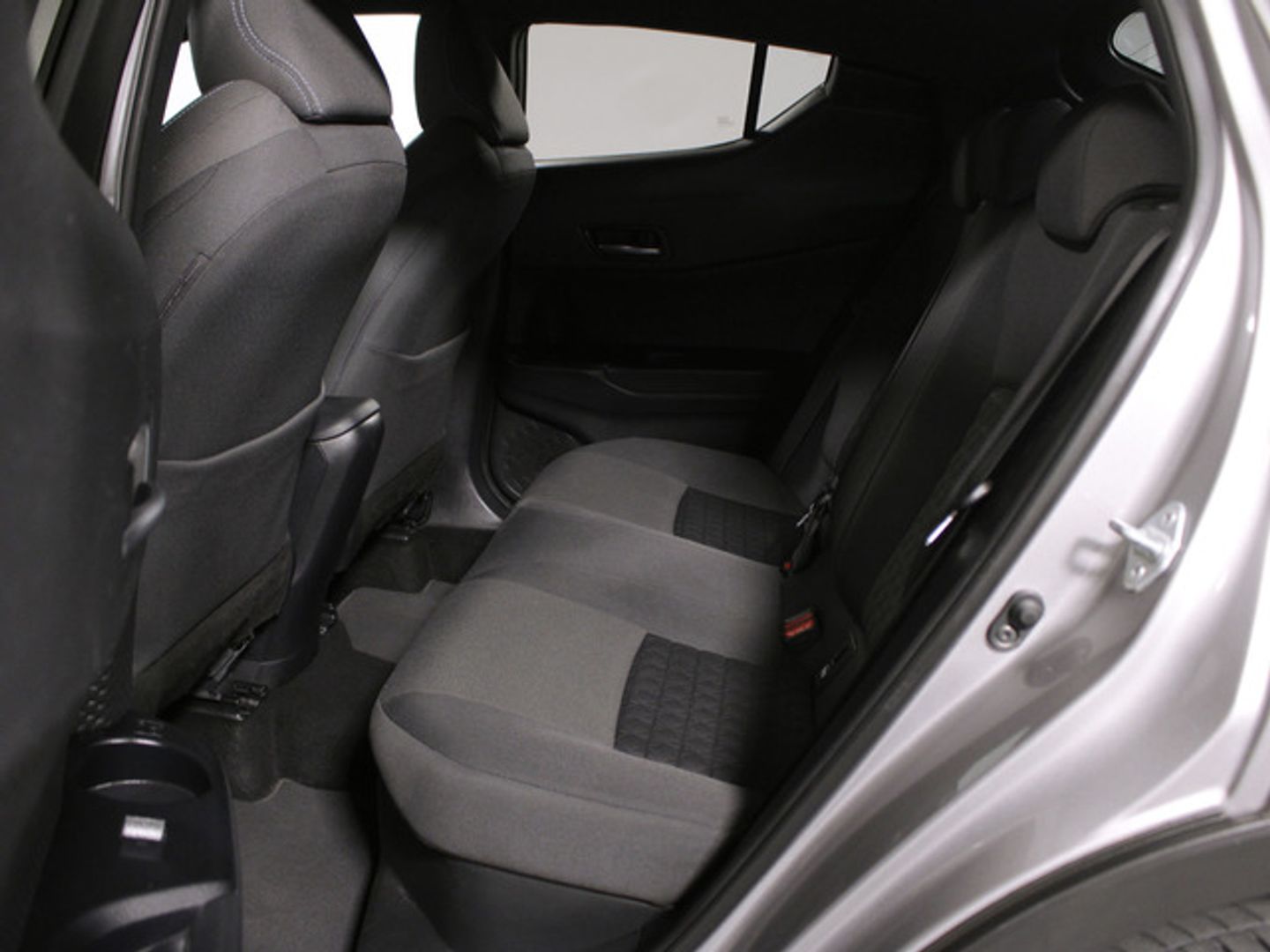 Toyota C-HR 1.8 125H Advance 90 kW (122 CV)