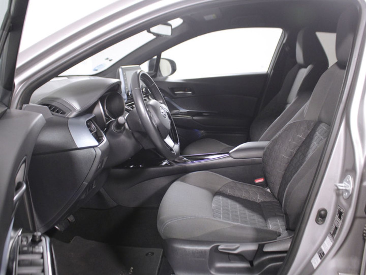Toyota C-HR 1.8 125H Advance 90 kW (122 CV)