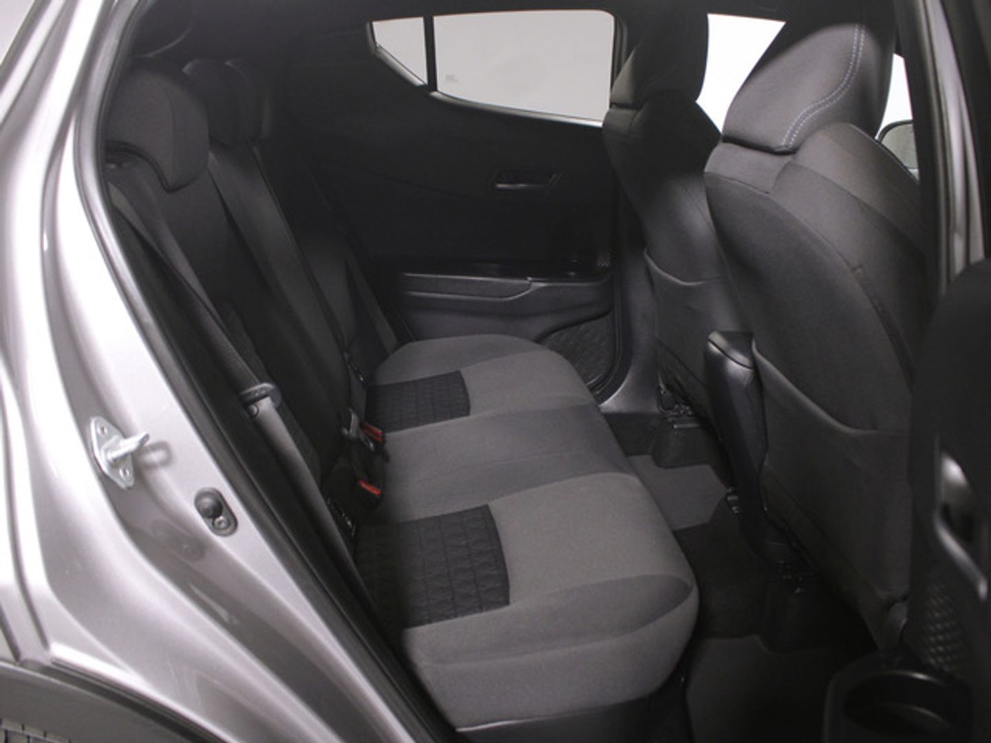 Toyota C-HR 1.8 125H Advance 90 kW (122 CV)
