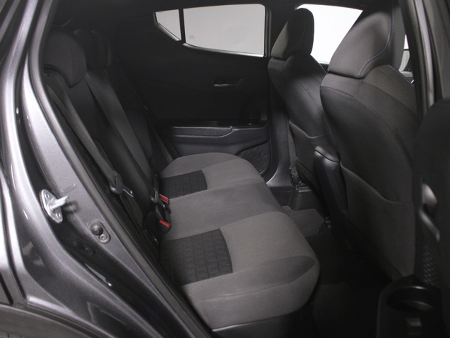 Toyota C-HR 1.8 125H Advance 90 kW (122 CV)