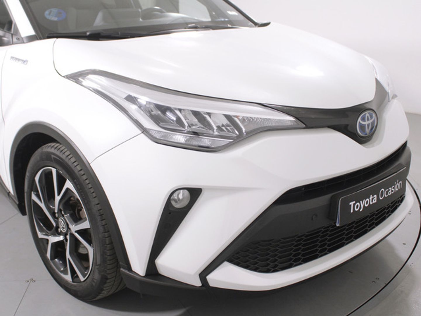 Toyota C-HR 1.8 125H Advance 90 kW (122 CV)