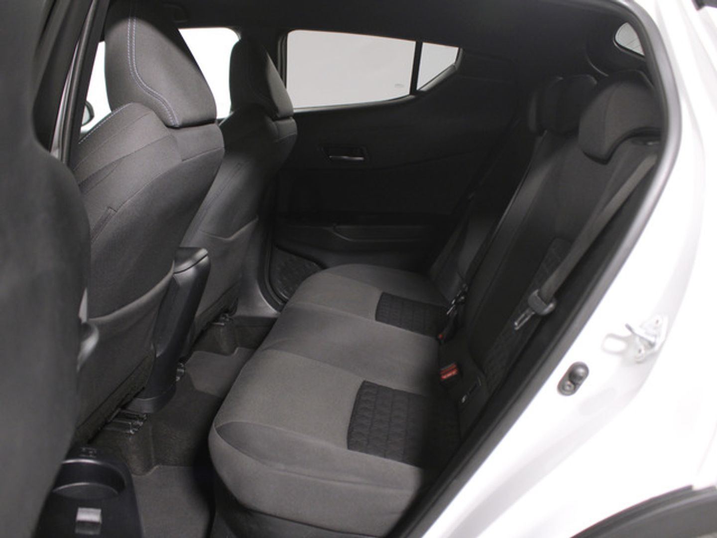 Toyota C-HR 1.8 125H Advance 90 kW (122 CV)