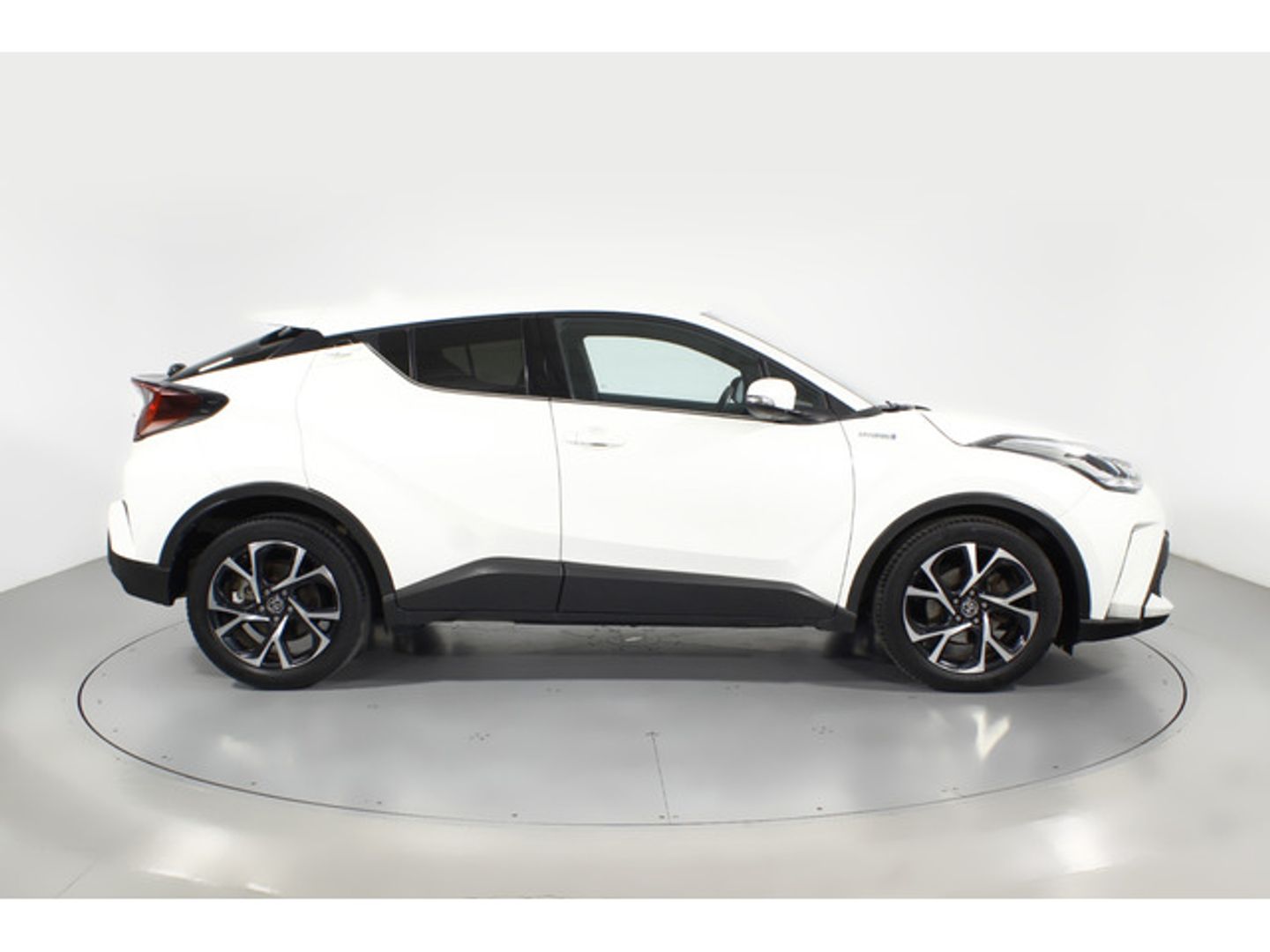 Toyota C-HR 1.8 125H Advance 90 kW (122 CV)