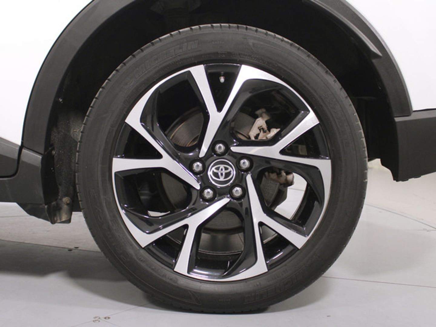 Toyota C-HR 1.8 125H Advance 90 kW (122 CV)