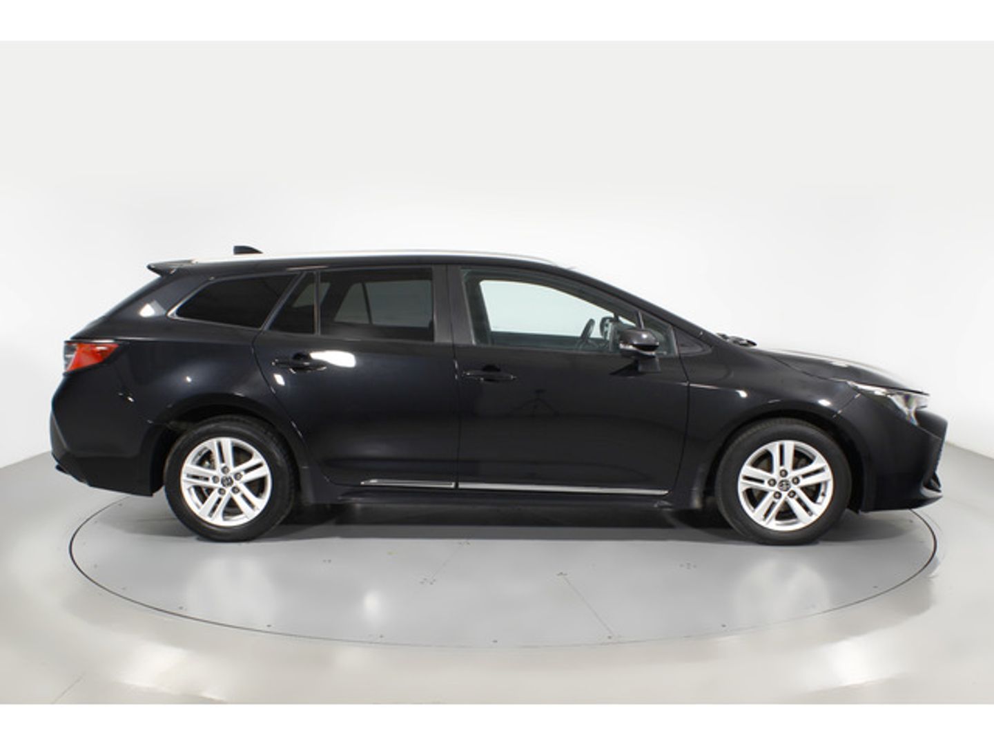 Toyota Corolla Touring Sports 125H Active Tech E-CVT 90 kW (122 CV)