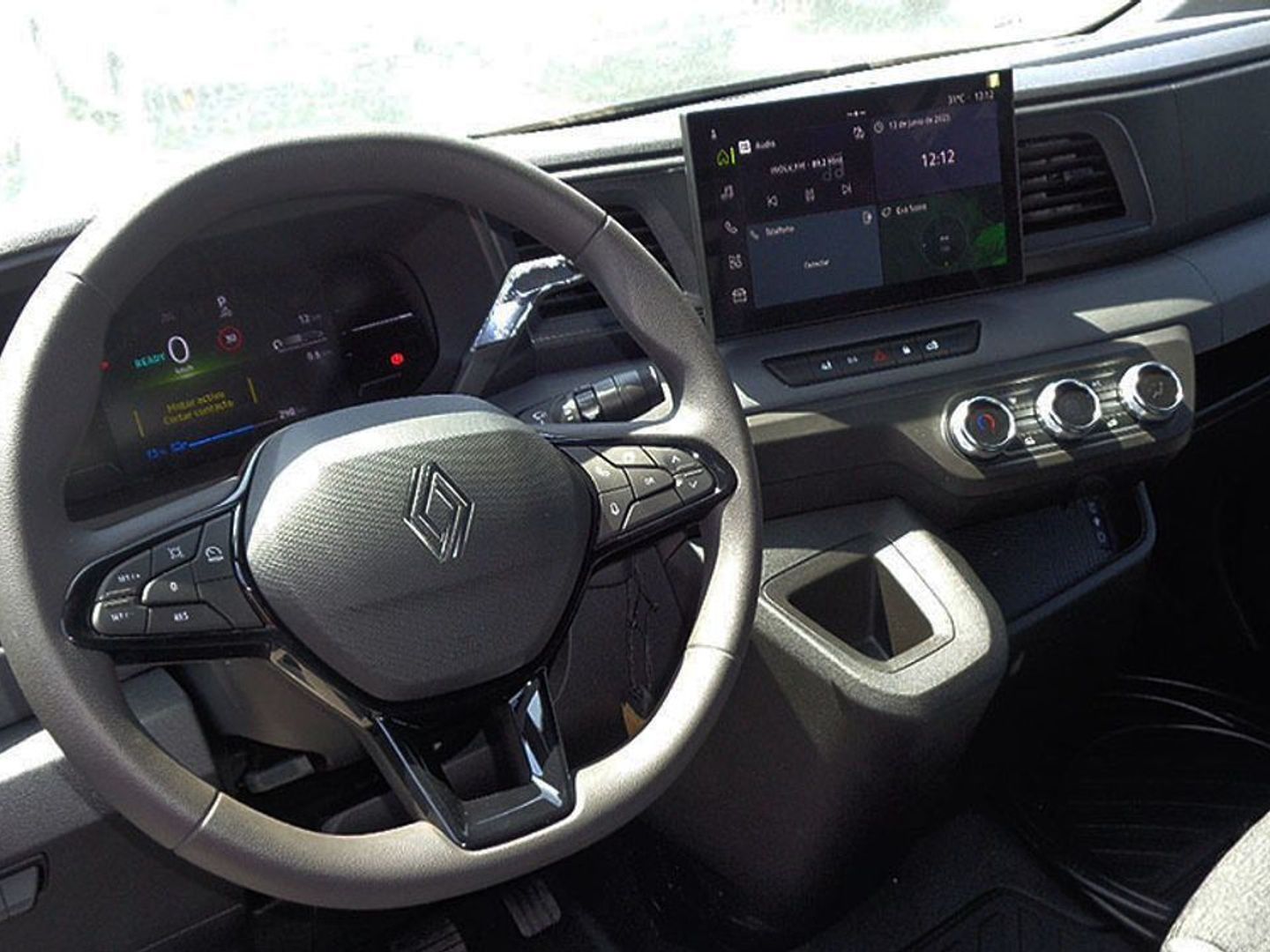 Renault Master E-Tech Furgon Gran Autonomía L2H2 3500 105 kW (143 CV)