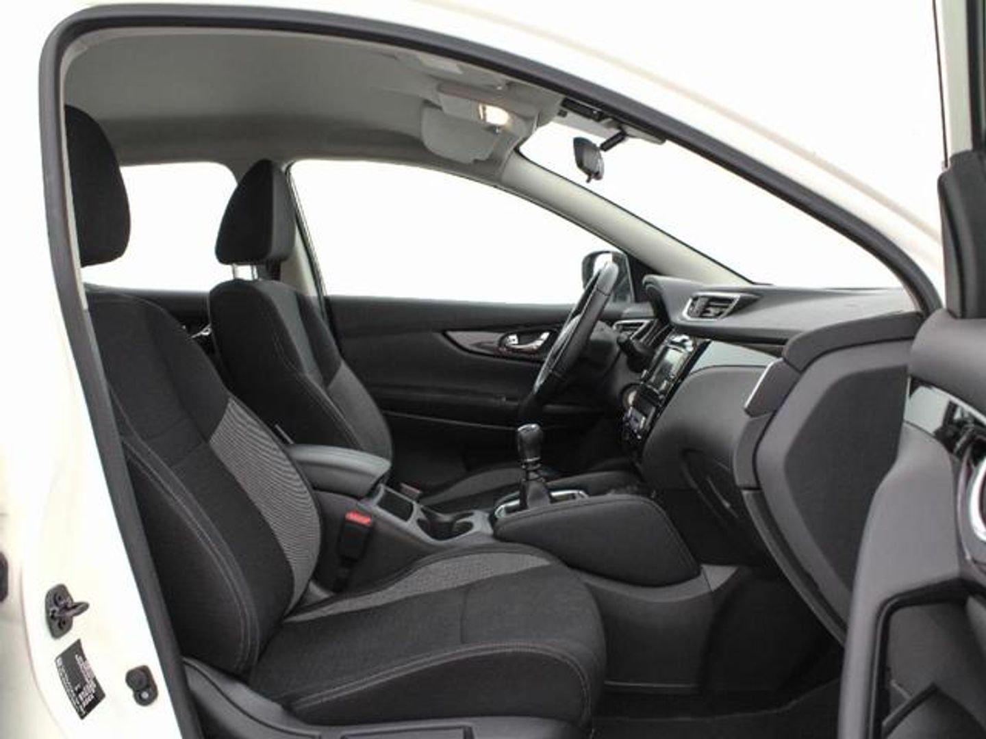 Nissan Qashqai DIG-T 140 mHEV N-Connecta 4x2 103 kW (140 CV)