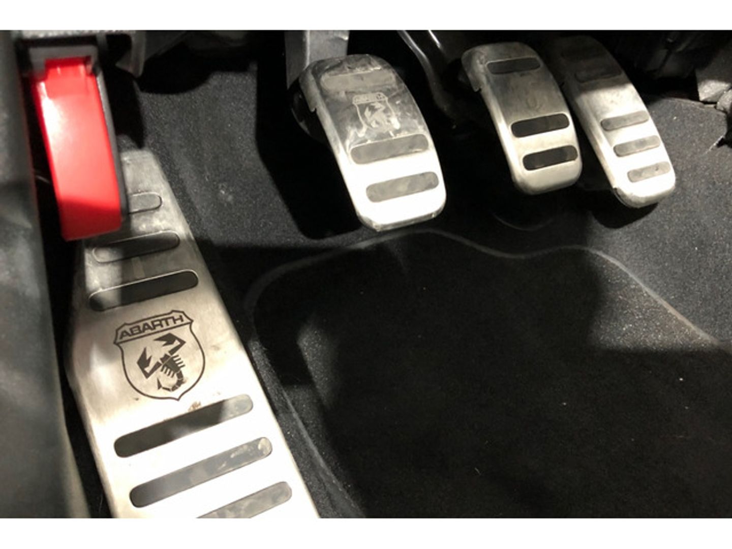 Abarth 500 1.4 16v T-Jet 595 121 kW (165 CV)