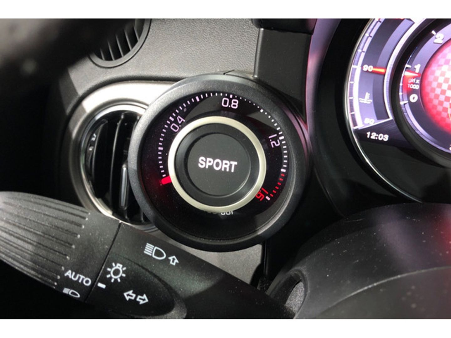 Abarth 500 1.4 16v T-Jet 595 121 kW (165 CV)