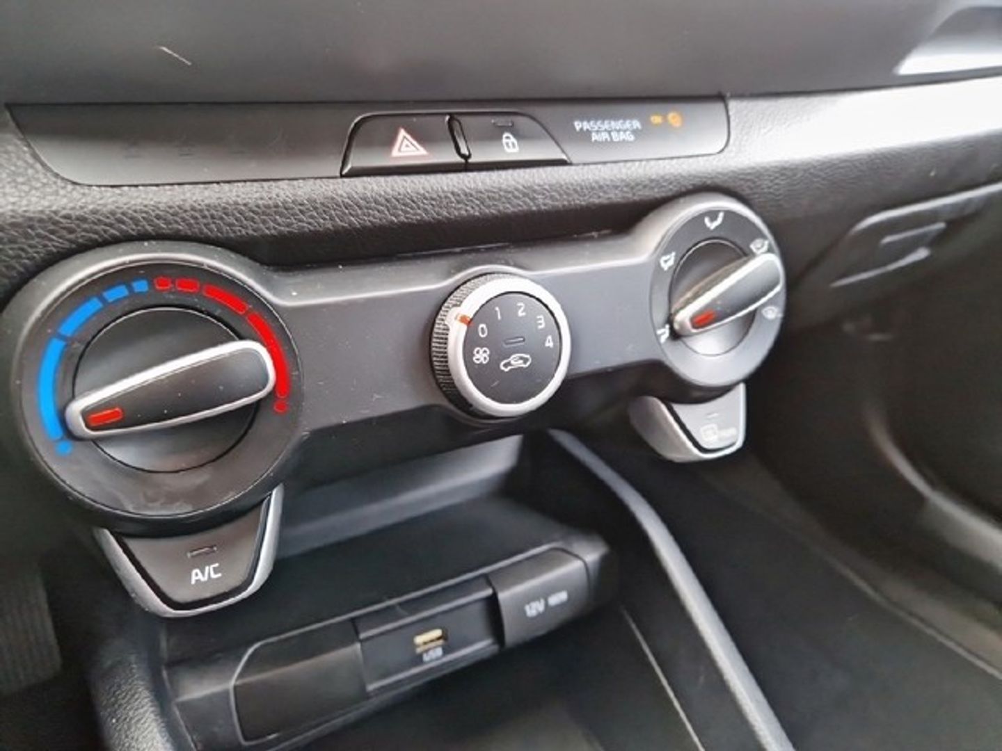 Kia Stonic 1.2 DPi Concept 62 kW (84 CV)