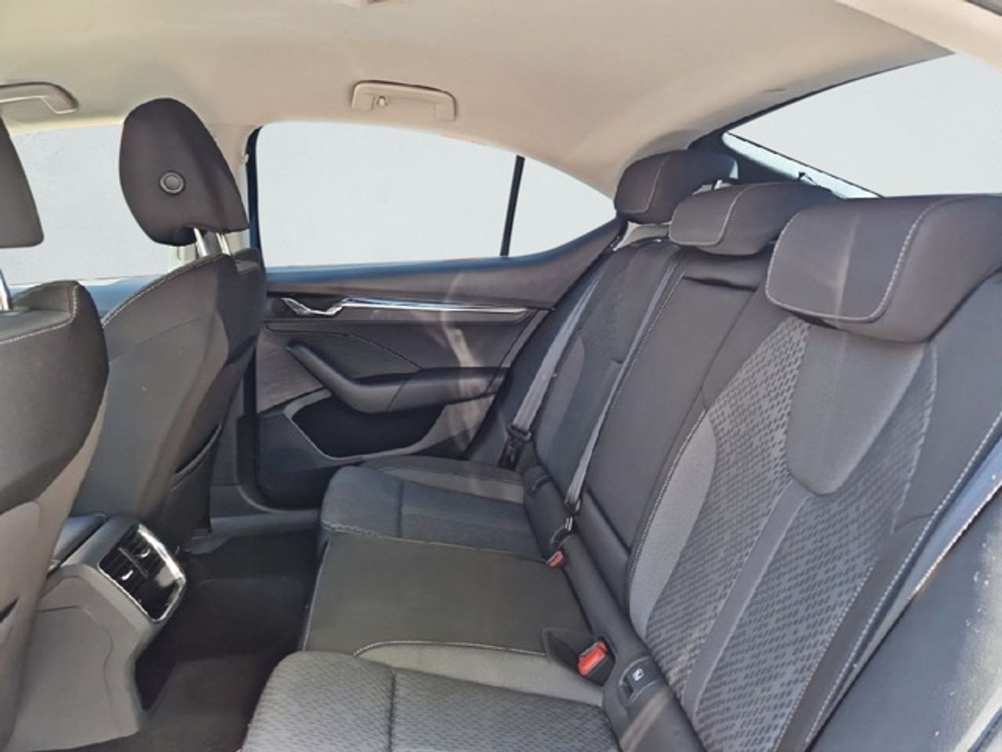 Skoda Octavia 1.5 TSI m-HEV Selection DSG 110 kW (150 CV)