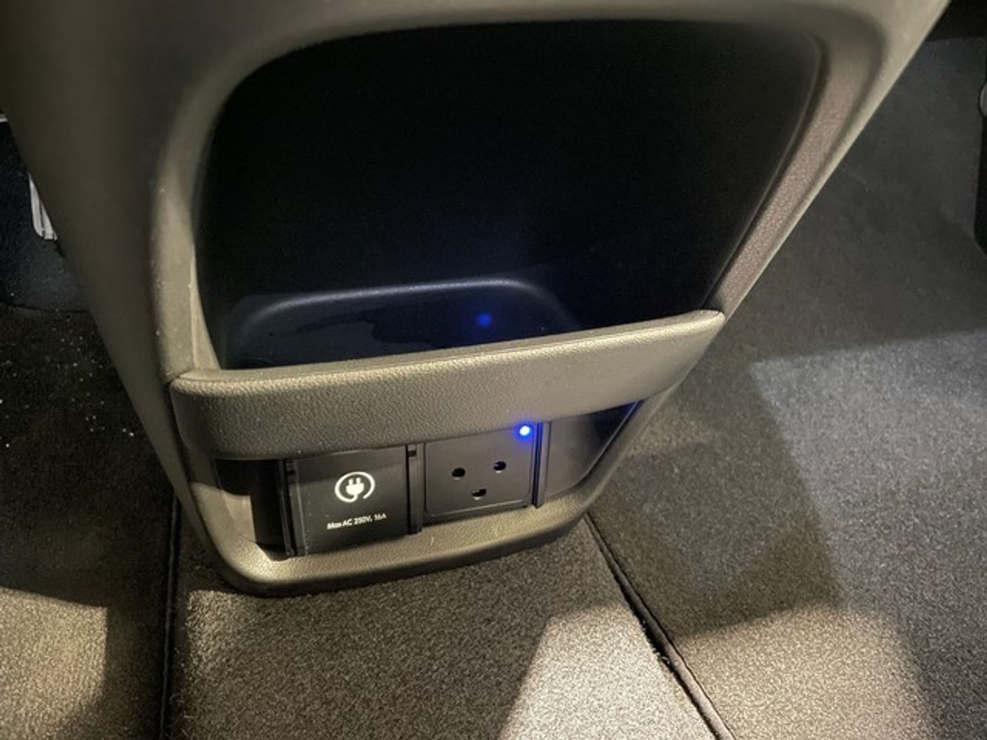 Hyundai Inster 49KWH Tecno 85 kW (115 CV)