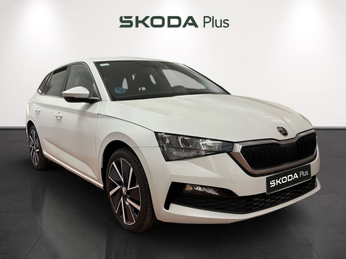 Skoda Scala 1.0 TSI Sport DSG 81 kW (110 CV) Blanco Compact
