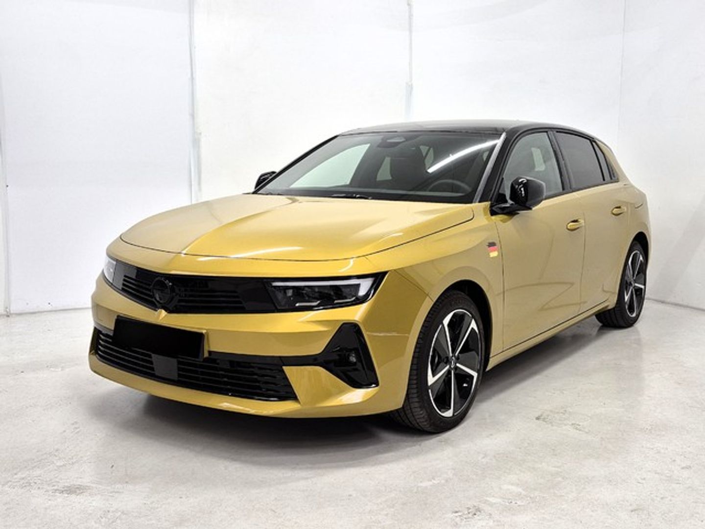 Opel Astra 1.6T Plug-in Hybrid GS Auto 132 kW (180 CV) Amarillo Sedan