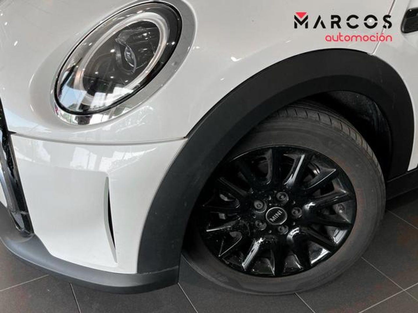 MINI MINI 5 Puertas Cooper 100 kW (136 CV)