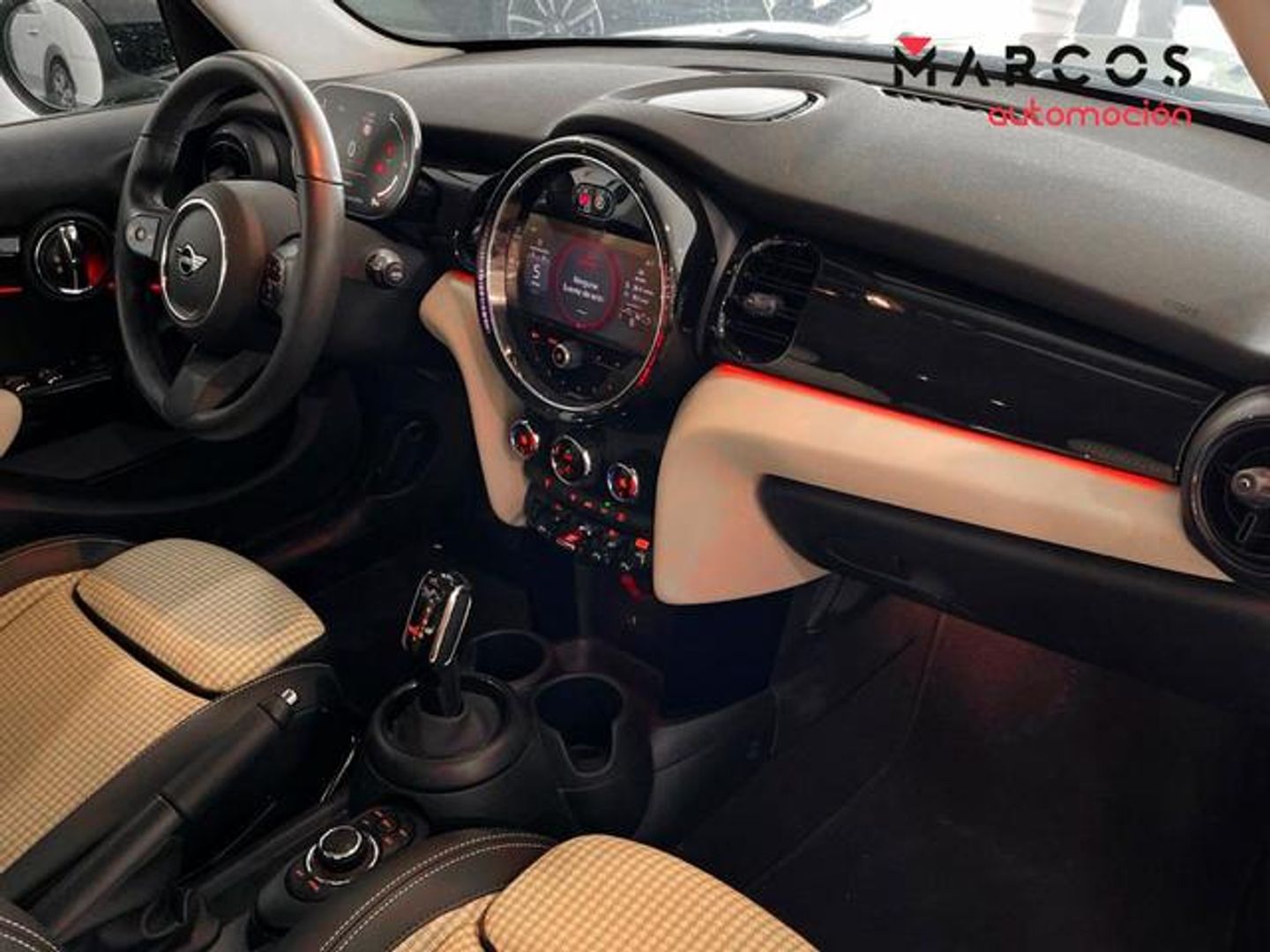 MINI MINI 5 Puertas Cooper 100 kW (136 CV)