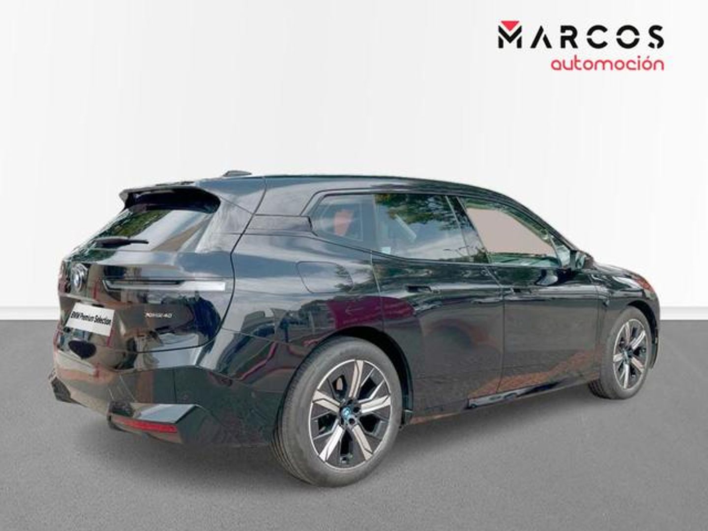 BMW iX xDrive40 240 kW (326 CV)
