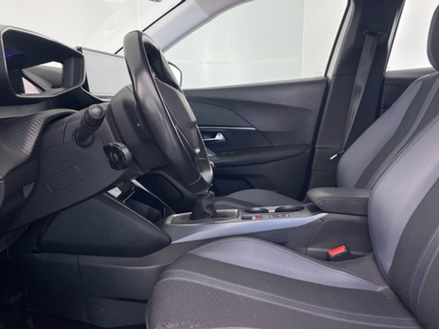 Peugeot 2008 BlueHDi 100 S&S Allure 74 kW (100 CV)
