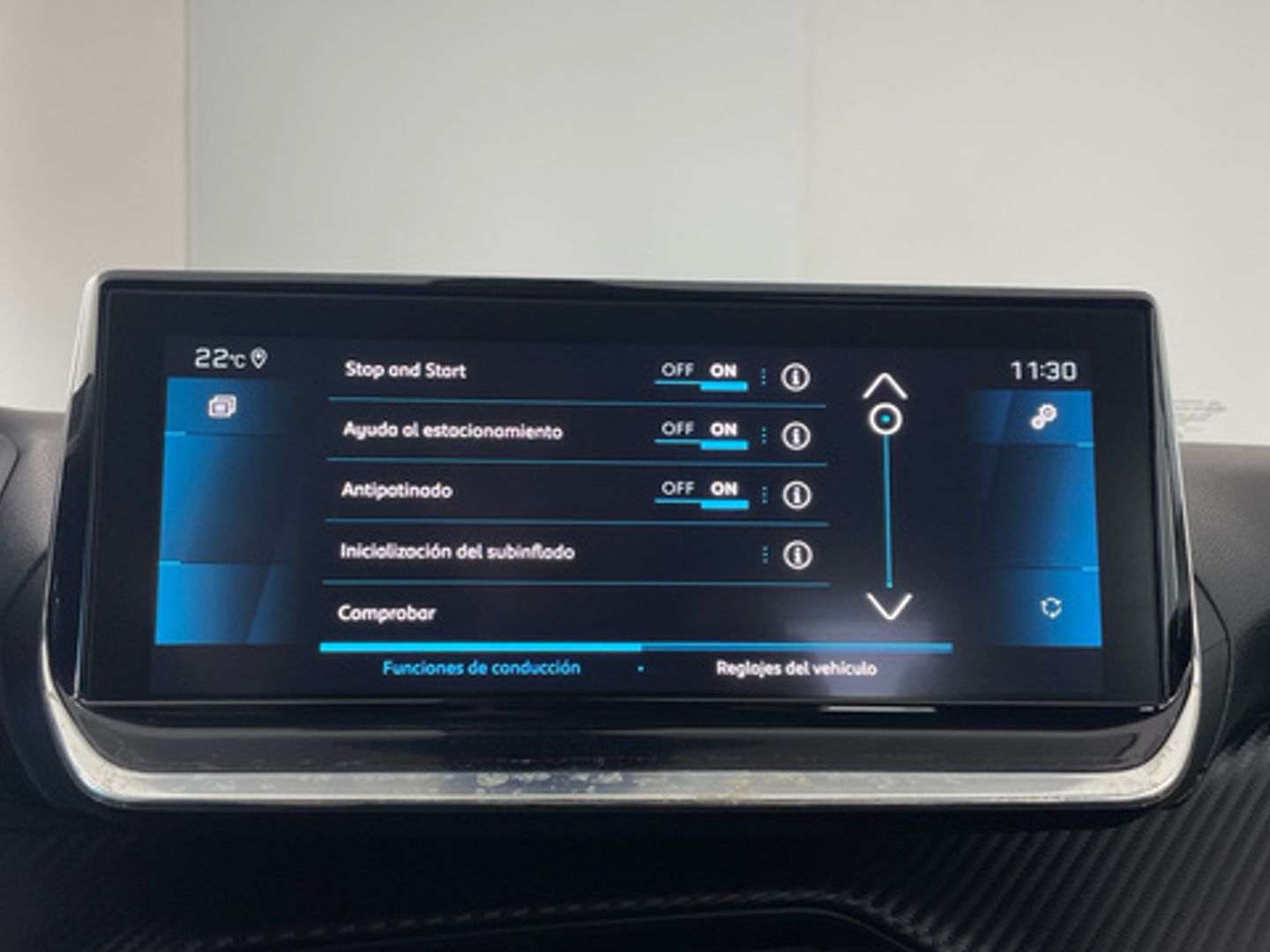 Peugeot 2008 BlueHDi 100 S&S Allure 74 kW (100 CV)
