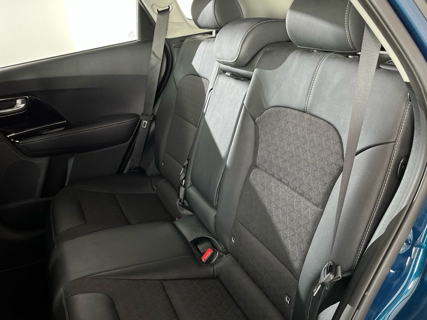 Kia Niro 1.6 GDi HEV Híbrido Drive 104 kW (141 CV)