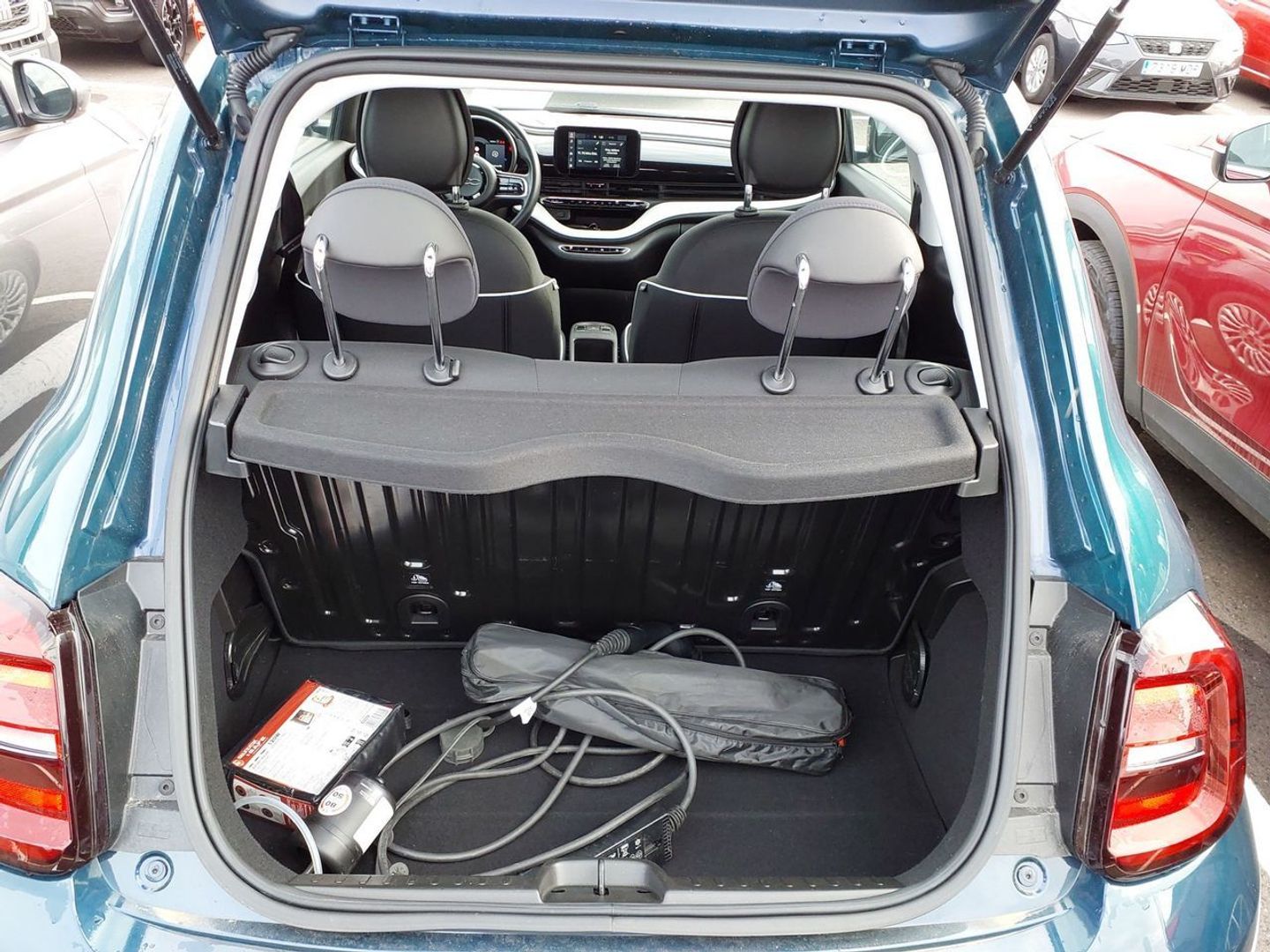 Fiat 500 Electrico Action Hb 185 km 70 kW (95 CV)