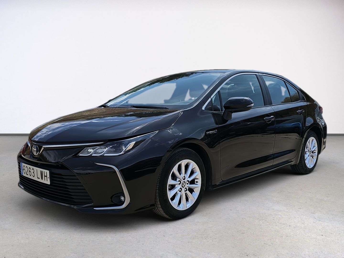 Toyota Corolla 1.8 125 Híbrido Active Tech E-CVT Sedán 90 kW (122 CV) Negro Sedan