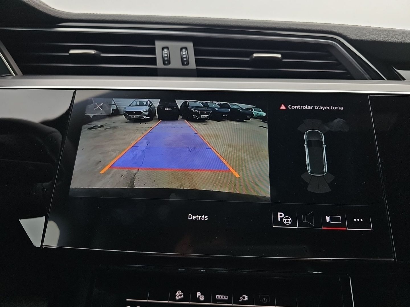 Audi e-tron Advanced 55 quattro 300 kW (408 CV)