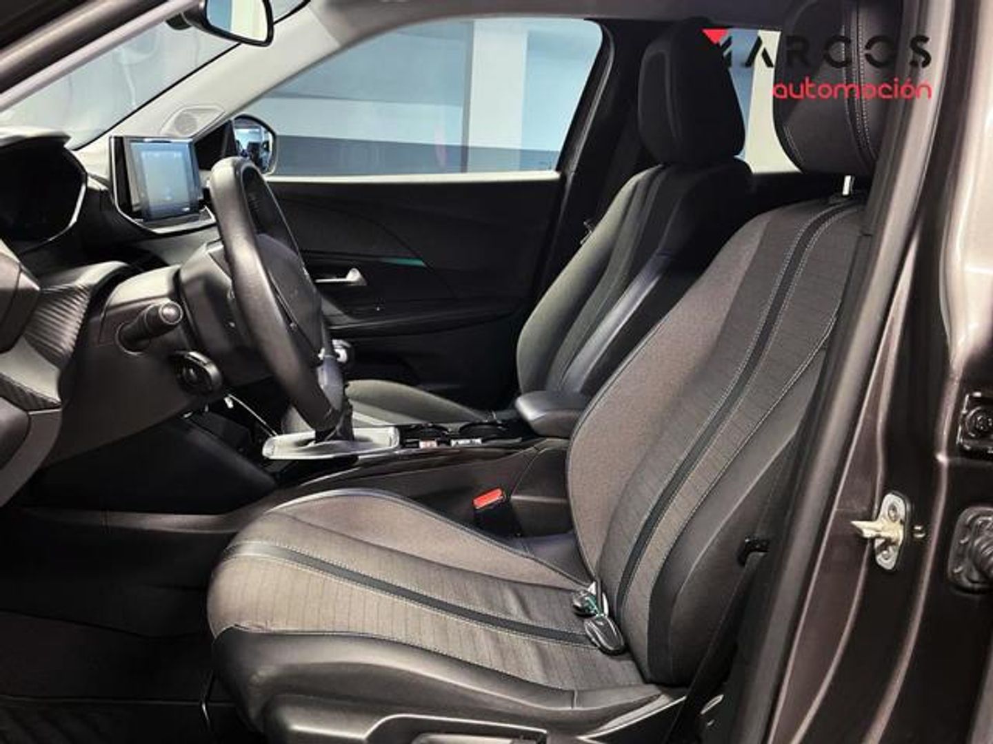 Peugeot 2008 PureTech 100 S&S Allure 75 kW (100 CV)