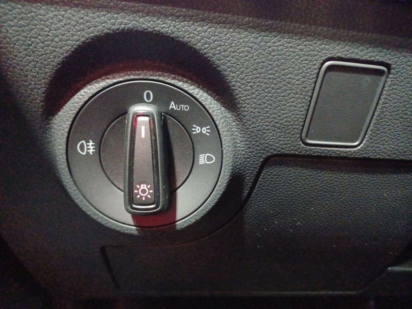 SEAT Arona 1.0 TSI FR Special Edition 85 kW (115 CV)