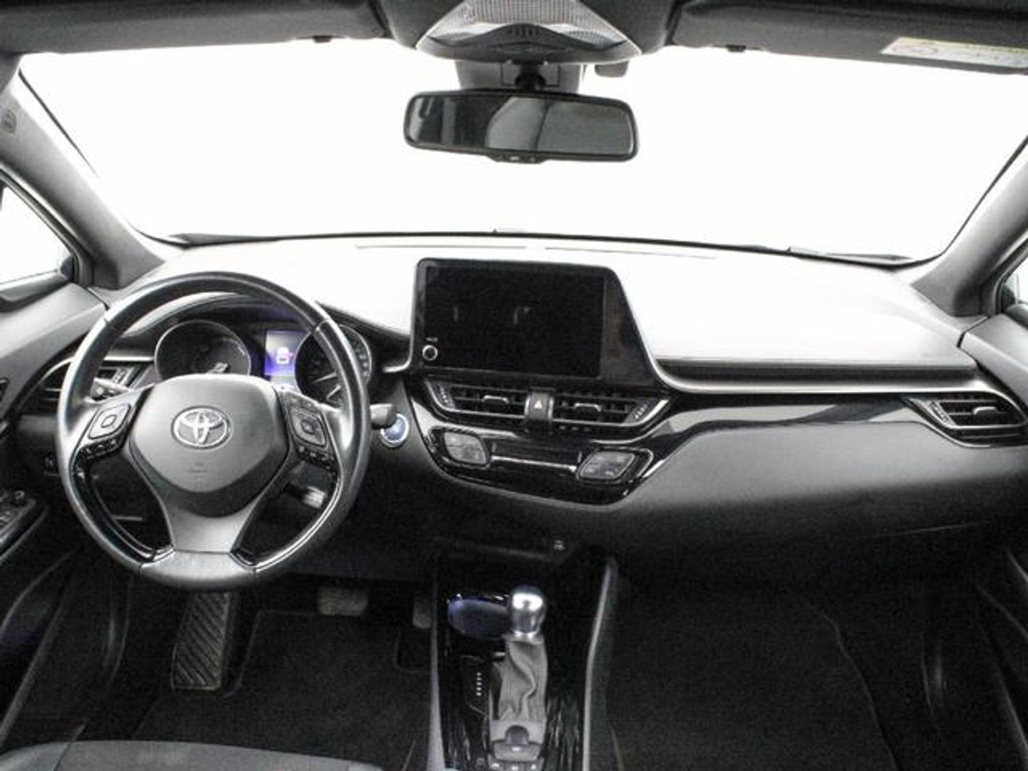 Toyota C-HR 1.8 125H Advance 90 kW (122 CV)