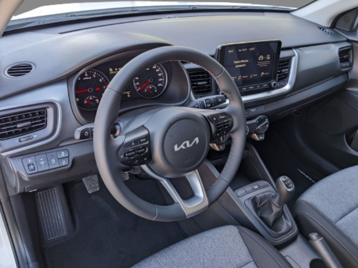 Kia Stonic 1.0 T-GDi MHEV iMT Concept 74 kW (100 CV)