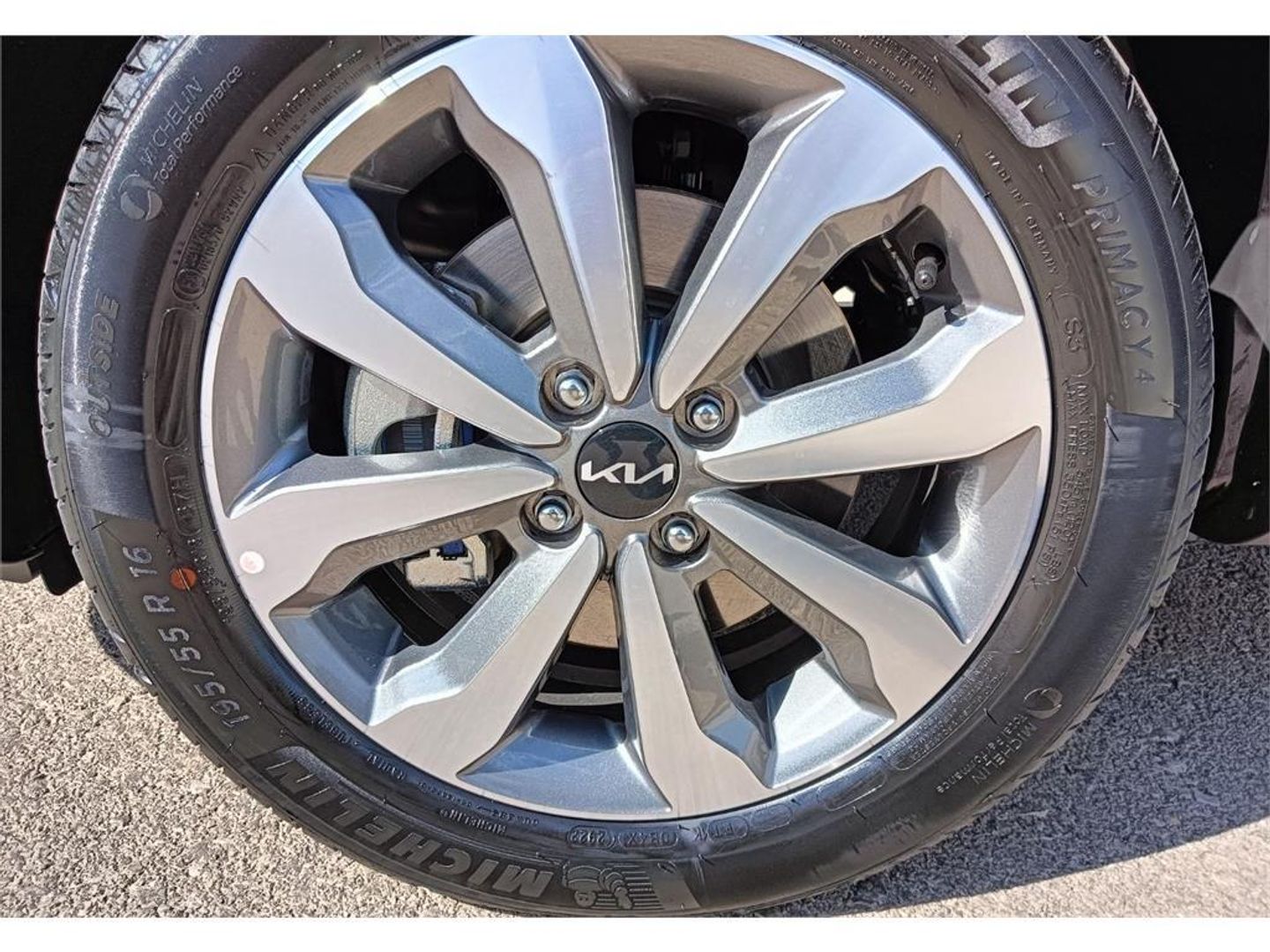 Kia Stonic 1.0 T-GDi MHEV iMT Concept 74 kW (100 CV)