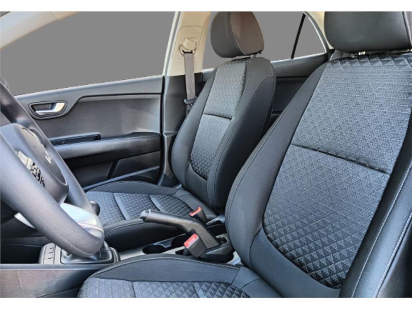 Kia Rio 1.2 DPi Concept 62 kW (84 CV)