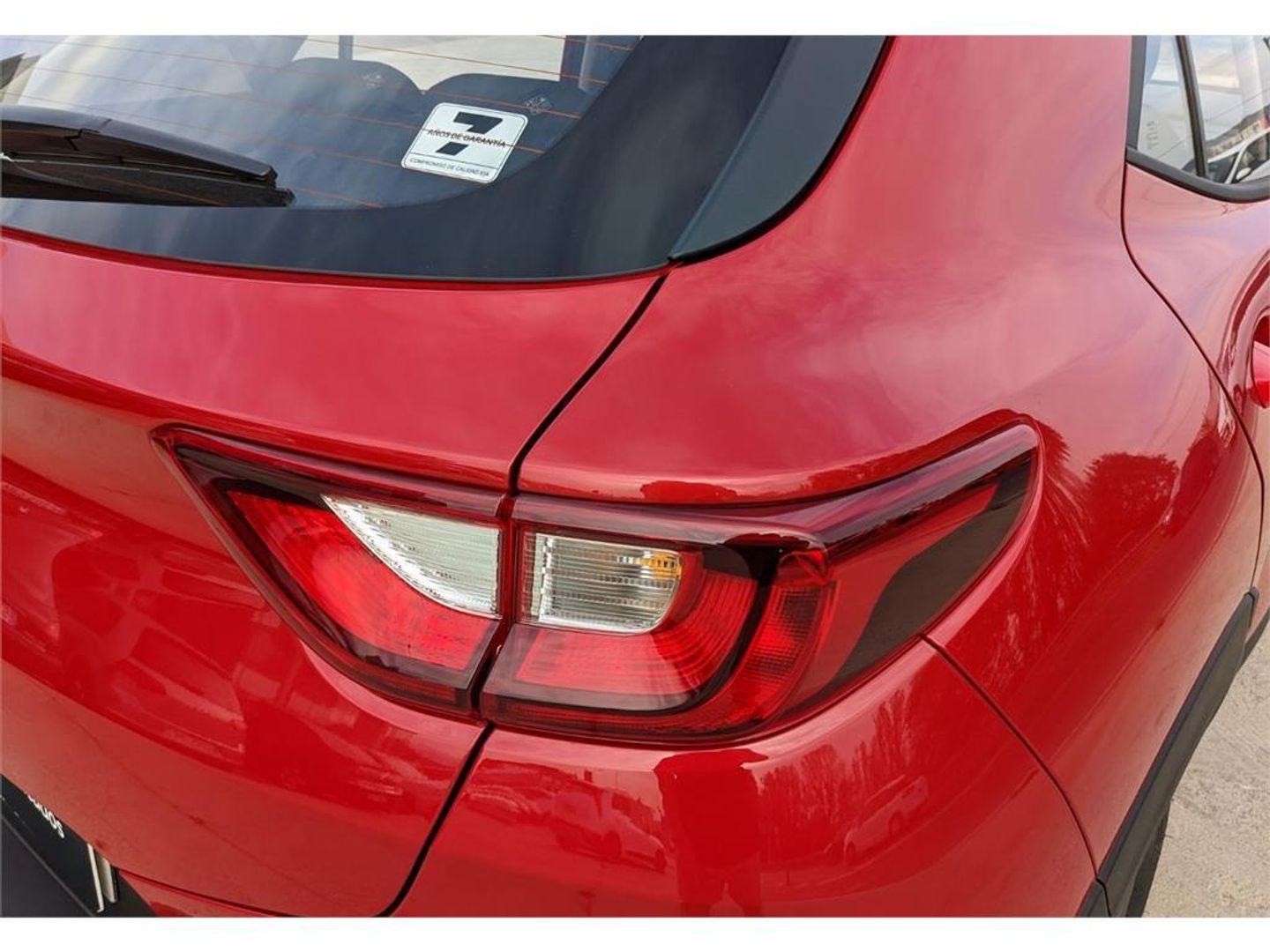 Kia Stonic 1.0 T-GDi MHEV iMT Concept 74 kW (100 CV)