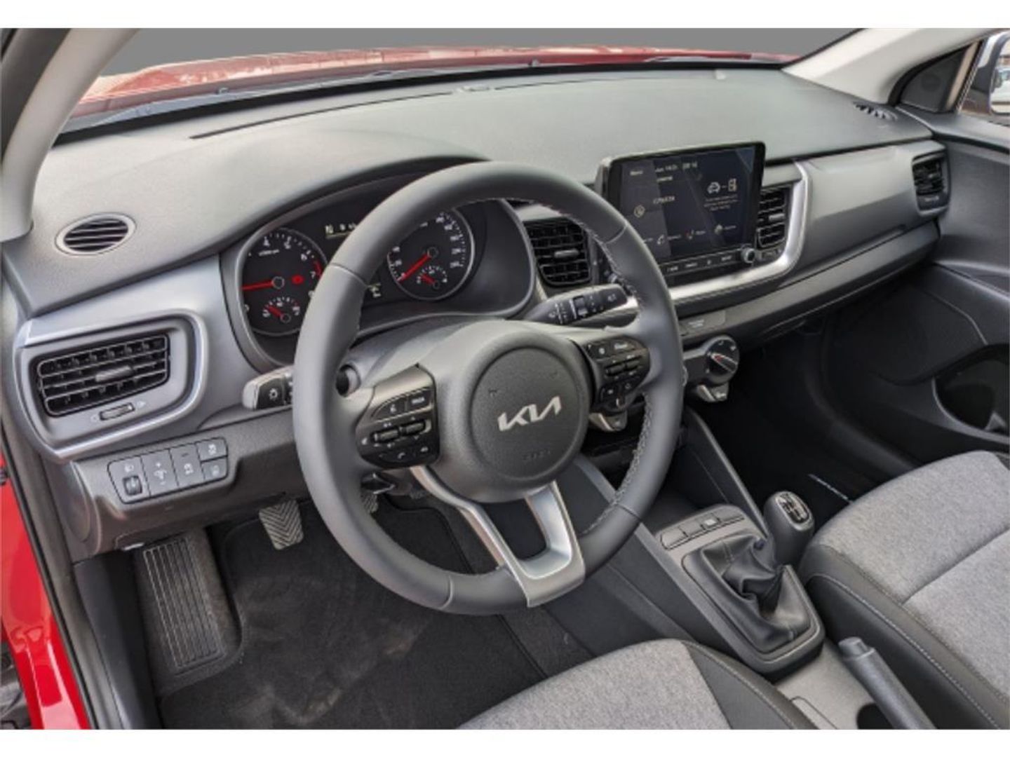 Kia Stonic 1.0 T-GDi MHEV iMT Concept 74 kW (100 CV)