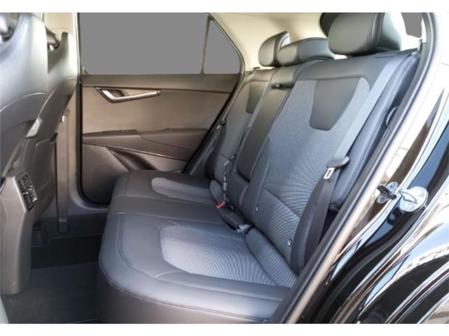 Kia Niro 1.6 GDi HEV Híbrido Drive 104 kW (141 CV)