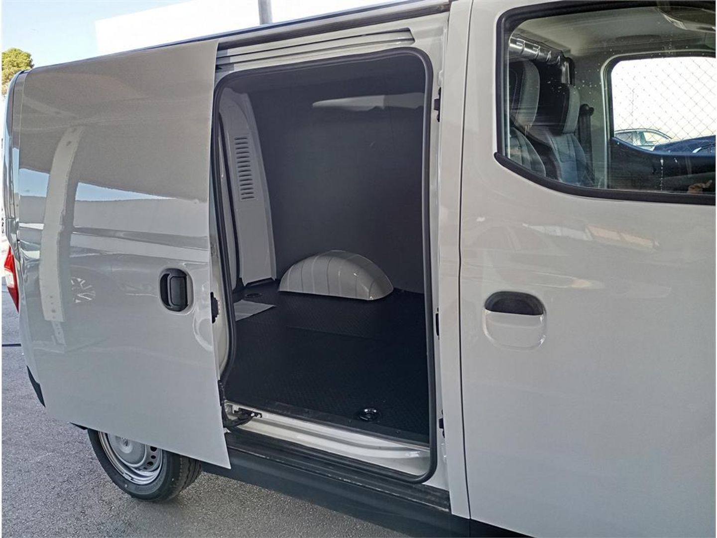 MAXUS eDeliver 3 LWB 35 kWh 90 kW (122 CV)