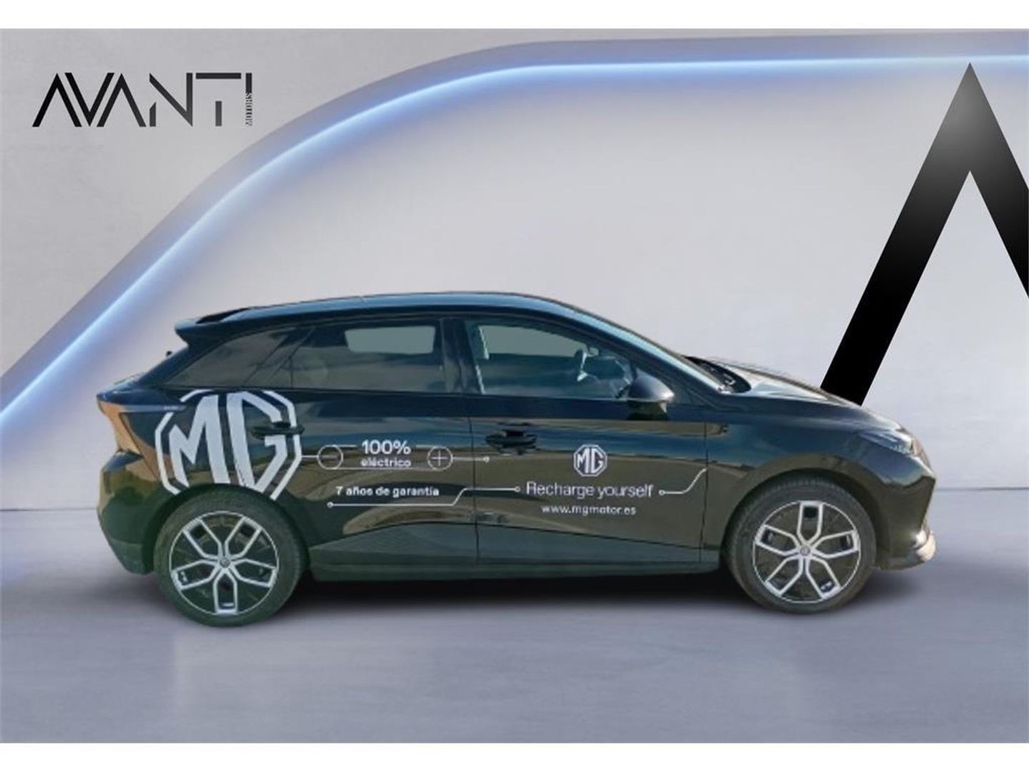 MG MG4 64kWh Luxury 150 kW (204 CV)