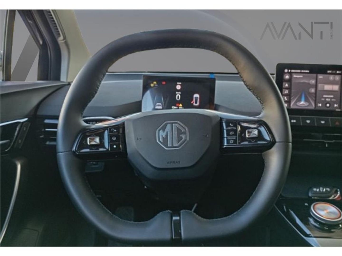MG MG4 64kWh Luxury 150 kW (204 CV)