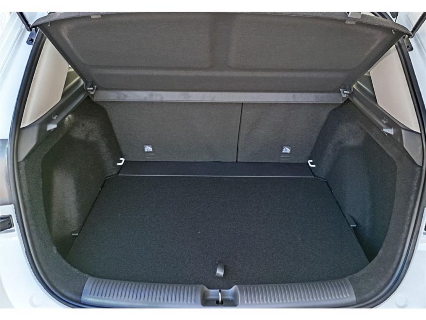 MG ZS 1.5 Hybrid Luxury 145 kW (197 CV)