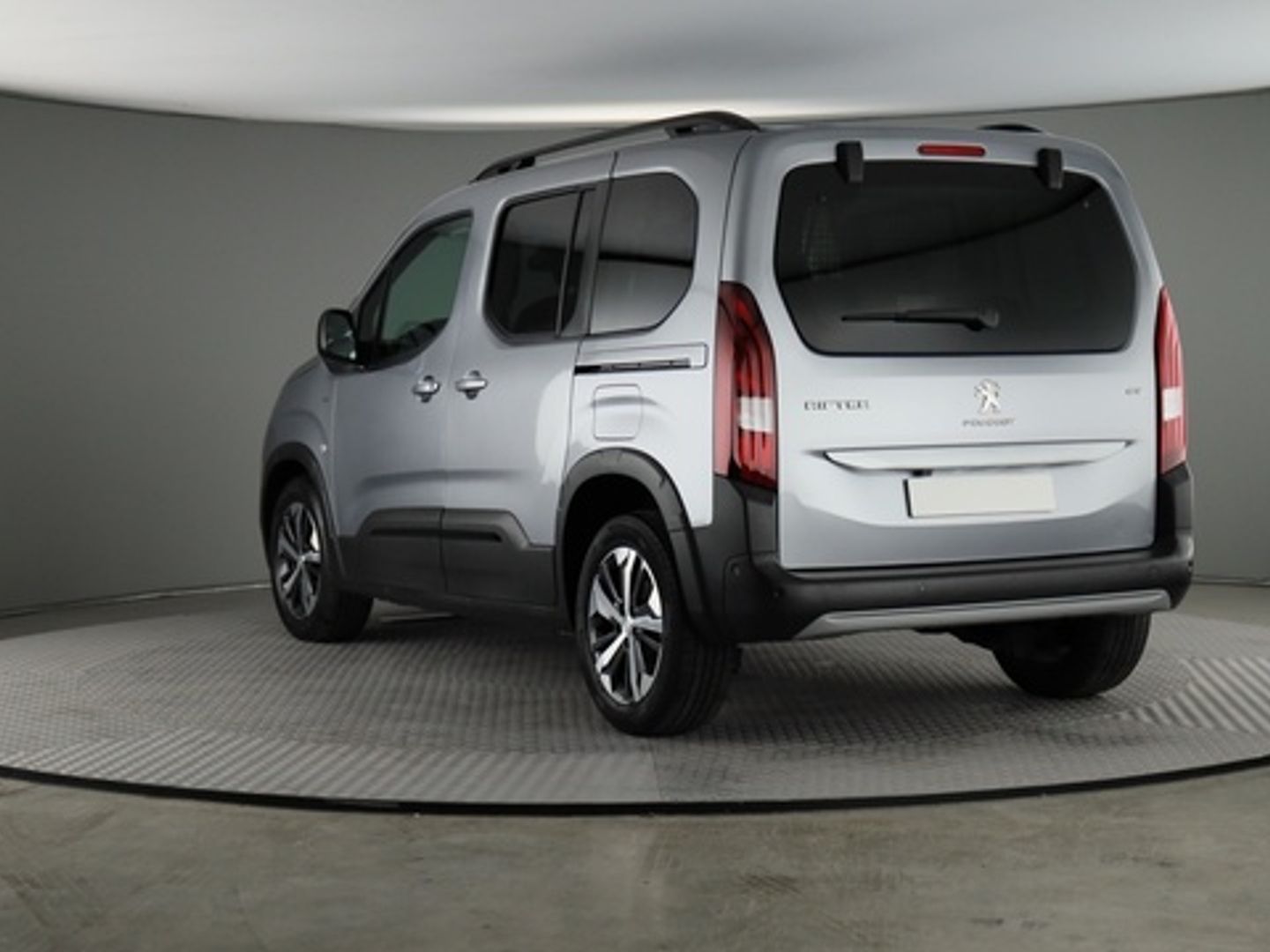 Peugeot Rifter BlueHDi 100 GT Business Standard 73 kW (100 CV)