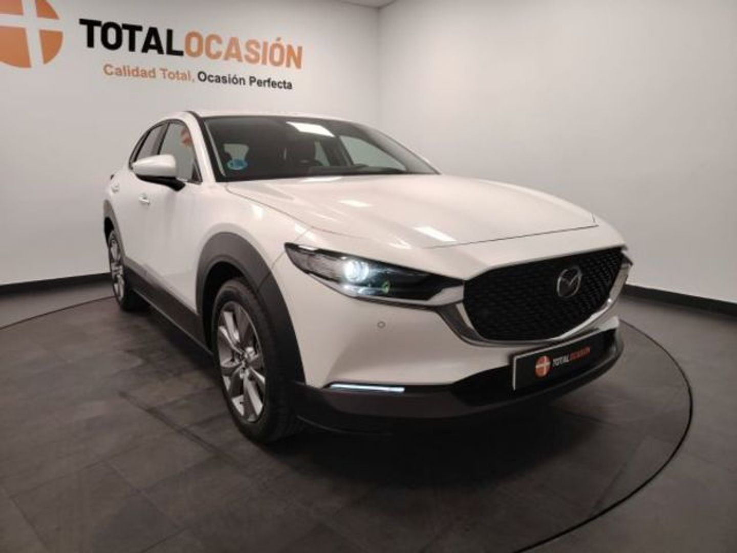 Mazda CX-30 2.0 Skyactiv-G Evolution 2WD 90 kW (122 CV) Blanco All Terrain / Pick-up