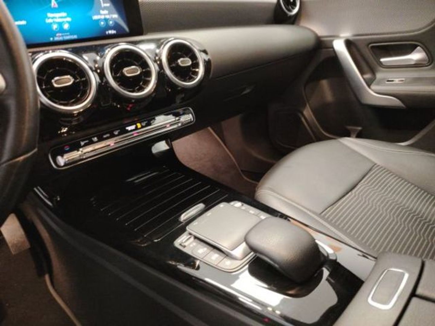 Mercedes-Benz Clase A 180 d 85 kW (116 CV)